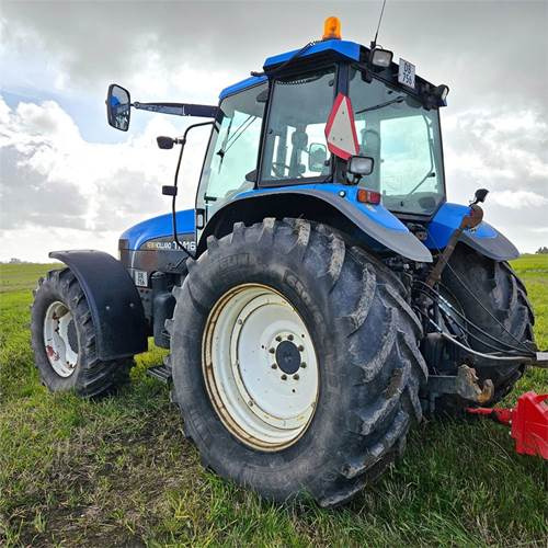 New Holland TM165 - Tracteur agricole: photos 4 New Holland TM165 - Tracteur agricole: photos 4
