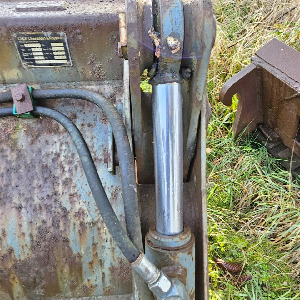 O&K L 9 - Godet pour chargeur: photos 5 O&K L 9 - Godet pour chargeur: photos 5