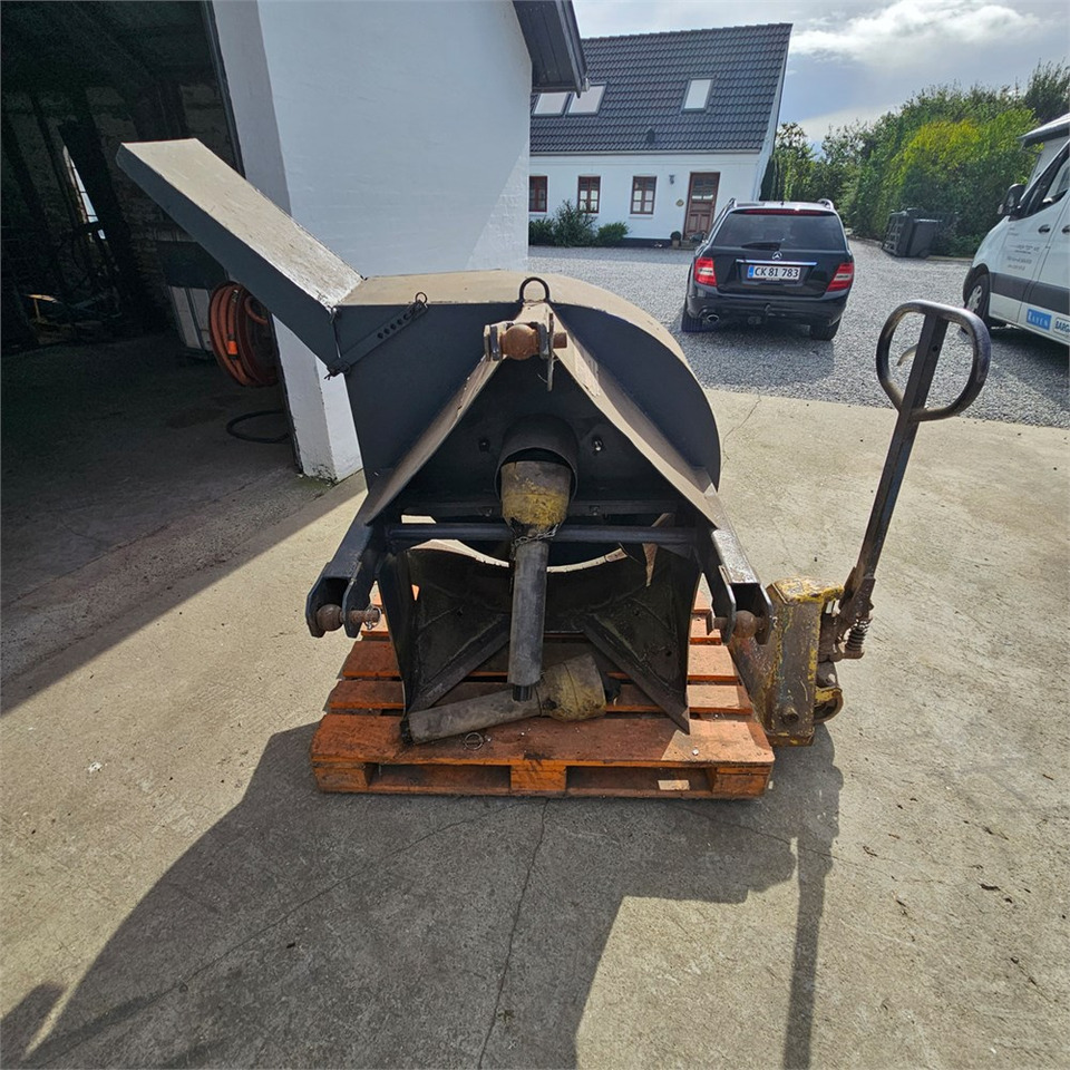 Ørum Unknown - Matériel d'élevage: photos 2 Ørum Unknown - Matériel d'élevage: photos 2