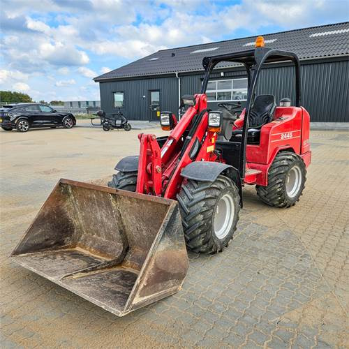 Schaeff 2445 SLT Nordic Heavy Duty - Chargeuse sur pneus: photos 2 Schaeff 2445 SLT Nordic Heavy Duty - Chargeuse sur pneus: photos 2