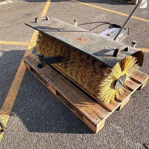 Stiga PA 501 Sweeper - Motofaucheuse: photos 3 Stiga PA 501 Sweeper - Motofaucheuse: photos 3