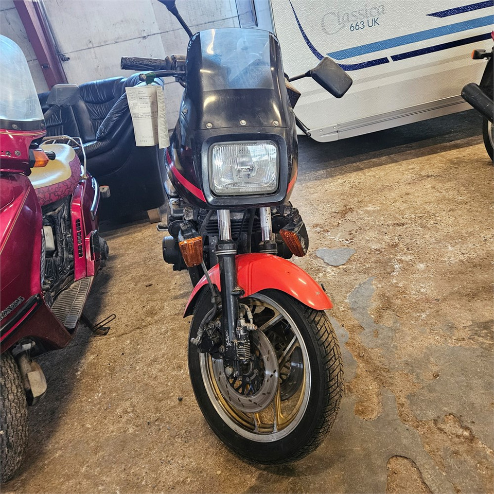 Motocyclette Suzuki GR72A: photos 8
