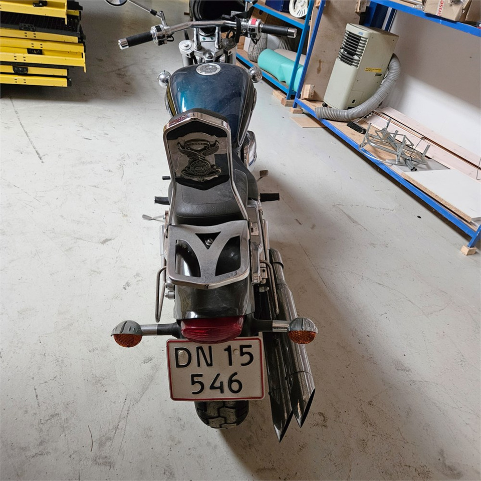 Suzuki Marauder VZ 800 - Motocyclette: photos 4 Suzuki Marauder VZ 800 - Motocyclette: photos 4