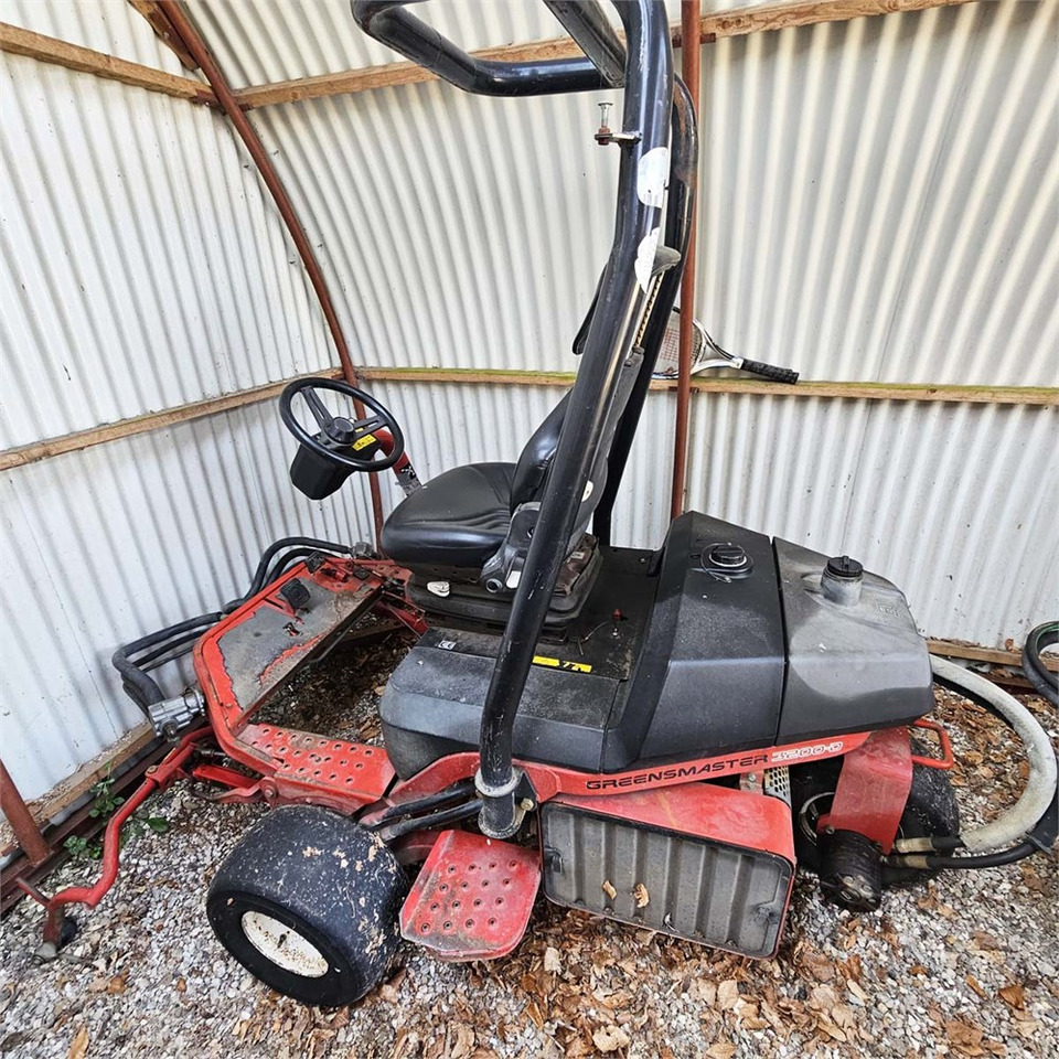 Toro Greensmaster 3200-D - Motofaucheuse: photos 2 Toro Greensmaster 3200-D - Motofaucheuse: photos 2