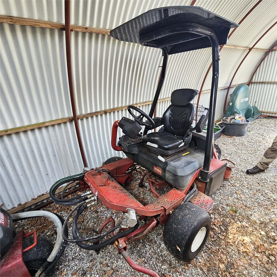 Toro Greensmaster 3250-D - Motofaucheuse: photos 2 Toro Greensmaster 3250-D - Motofaucheuse: photos 2
