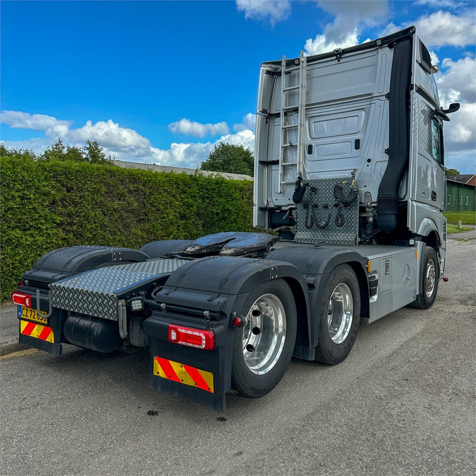 Mercedes 2653 LSDNA 6X2 Gigaspace - Tracteur routier: photos 5 Mercedes 2653 LSDNA 6X2 Gigaspace - Tracteur routier: photos 5