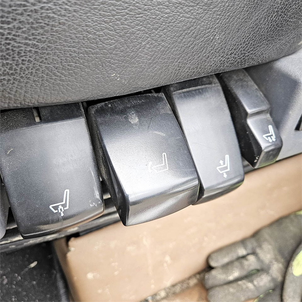 Tracteur routier Scania R560: photos 12 Tracteur routier Scania R560: photos 12