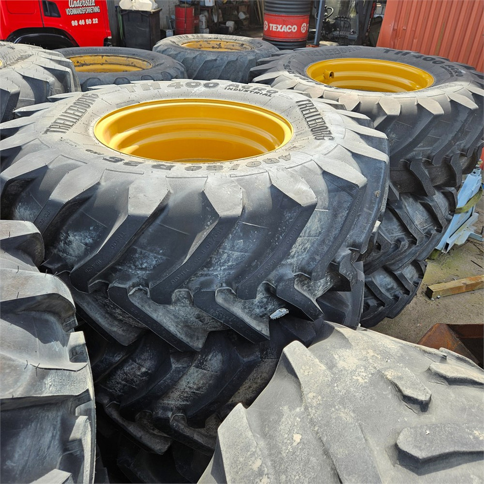 Trelleborg 480/80R26 - Pneus et jantes pour Engins de chantier: photos 2 Trelleborg 480/80R26 - Pneus et jantes pour Engins de chantier: photos 2