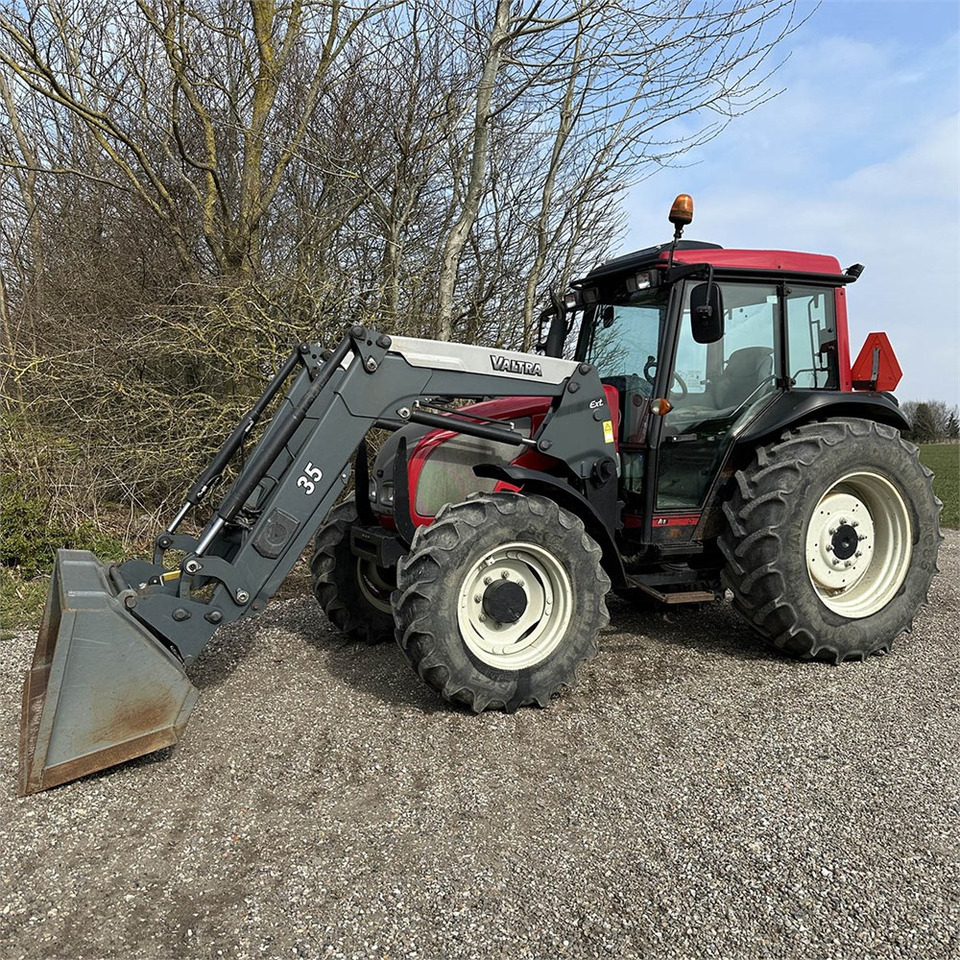 Valtra A85 - Tracteur agricole: photos 1 Valtra A85 - Tracteur agricole: photos 1