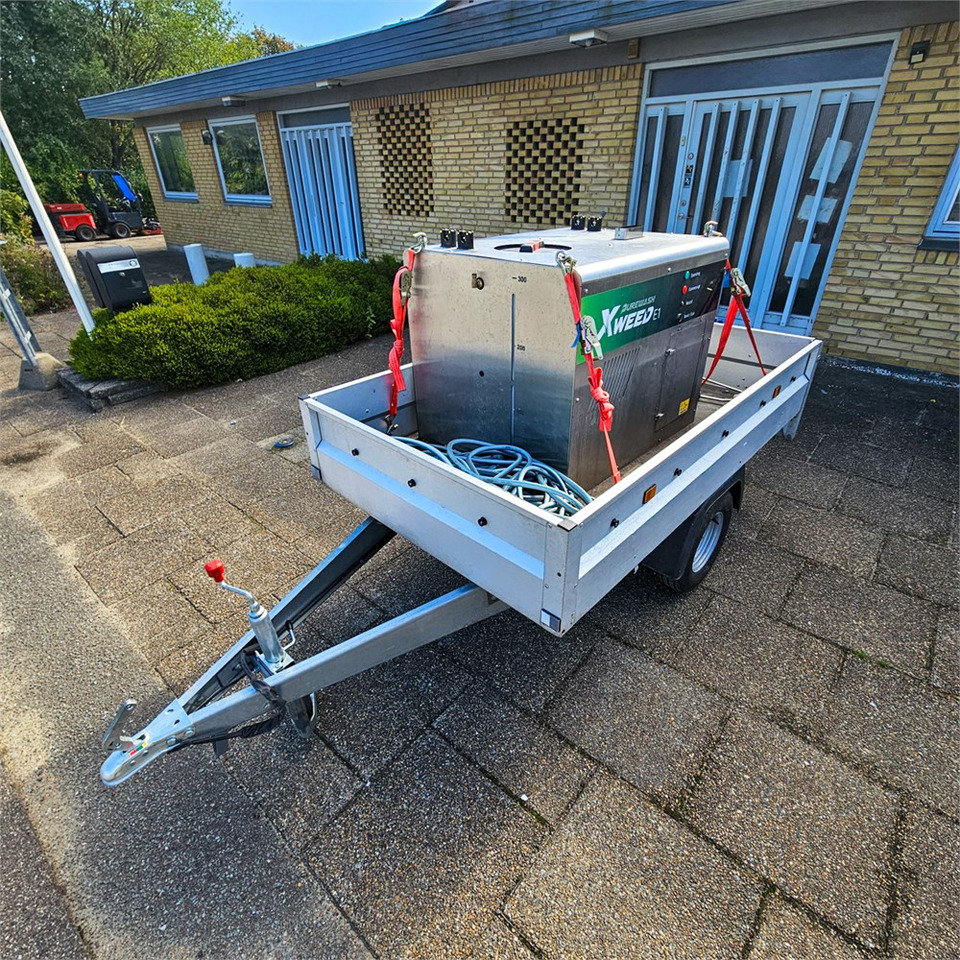 Purewash X-Weed E1 - Véhicule de voirie/ Spécial: photos 3 Purewash X-Weed E1 - Véhicule de voirie/ Spécial: photos 3