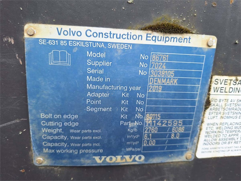 Volvo 6,1m3 - Godet pour chargeur pour Engins de chantier: photos 4 Volvo 6,1m3 - Godet pour chargeur pour Engins de chantier: photos 4