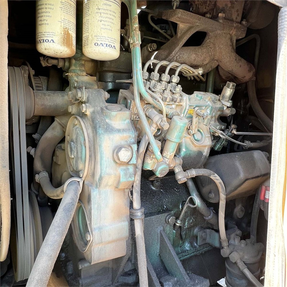 Chargeuse sur pneus Volvo L70: photos 36