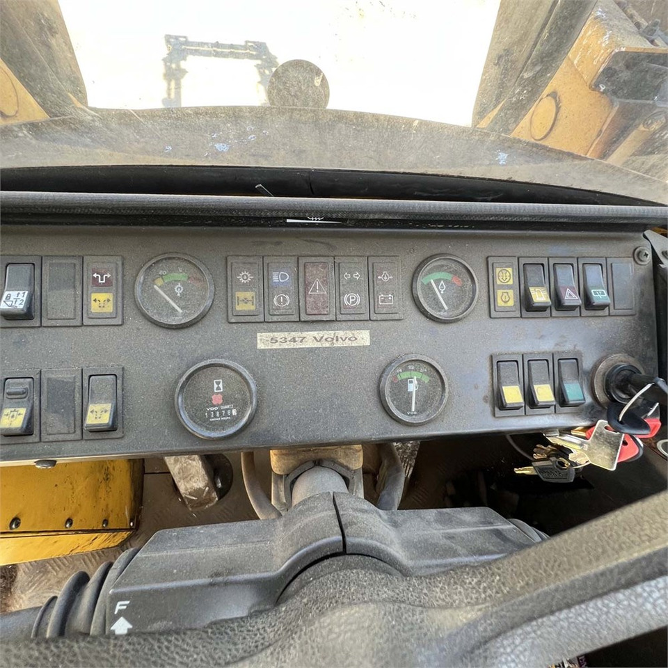 Chargeuse sur pneus Volvo L70: photos 19