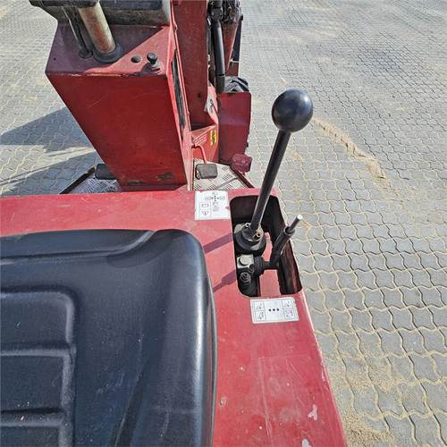 Chargeuse sur pneus Weidemann 1030 D/P: photos 12