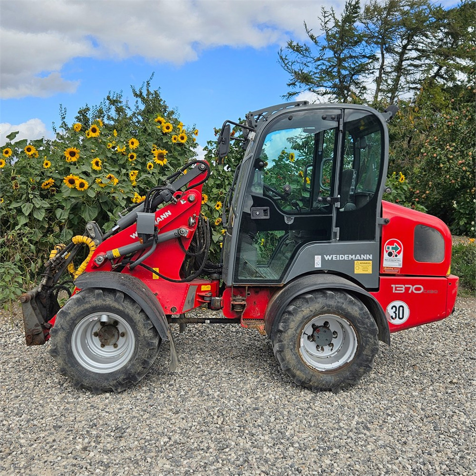Weidemann 1370 CX50 - Mini chargeuse: photos 2 Weidemann 1370 CX50 - Mini chargeuse: photos 2