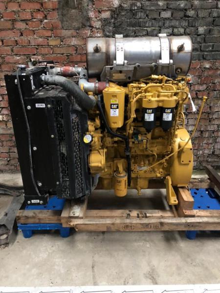 CATERPILLAR 4 CYLINDRES - Moteur pour Engins de chantier: photos 1 CATERPILLAR 4 CYLINDRES - Moteur pour Engins de chantier: photos 1