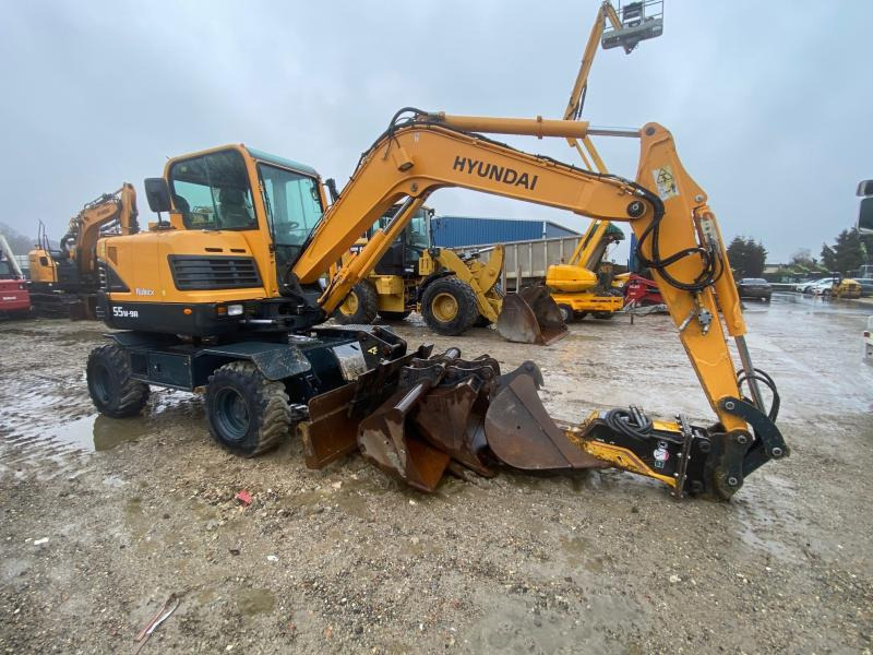 Hyundai ROBEX 55W-9A - Pelle sur pneus: photos 2 Hyundai ROBEX 55W-9A - Pelle sur pneus: photos 2