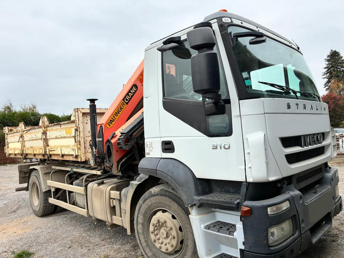 Iveco STRALIS 310 - Camion ampliroll, Camion grue: photos 4 Iveco STRALIS 310 - Camion ampliroll, Camion grue: photos 4