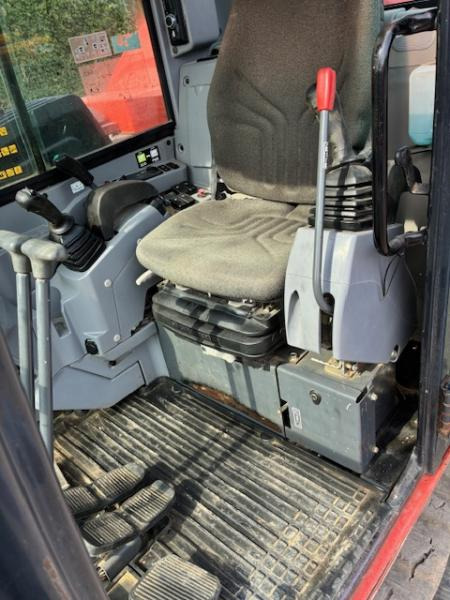 Mini pelle Kubota KX080-4: photos 10 Mini pelle Kubota KX080-4: photos 10