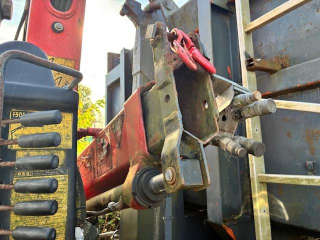 Camion ampliroll, Camion grue Nissan ATLEON 150.25: photos 13