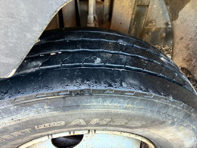 Camion ampliroll, Camion grue Nissan ATLEON 150.25: photos 16