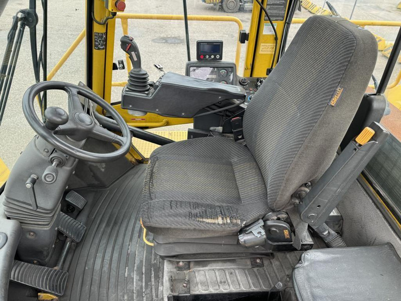 Reach stacker Hyster RS4633IH: photos 9