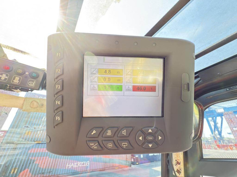 Reach stacker Hyster RS4633IH: photos 9