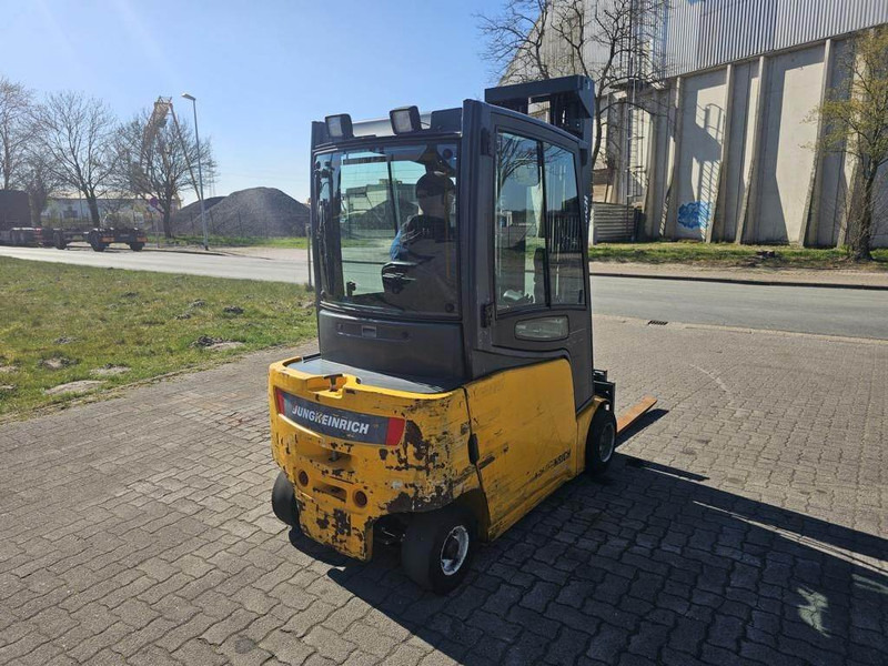 Chariot élévateur électrique Jungheinrich EFG320: photos 6