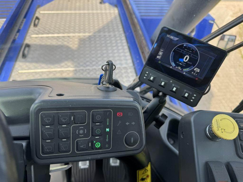 Reach stacker Kalmar DRG420-60S5: photos 10