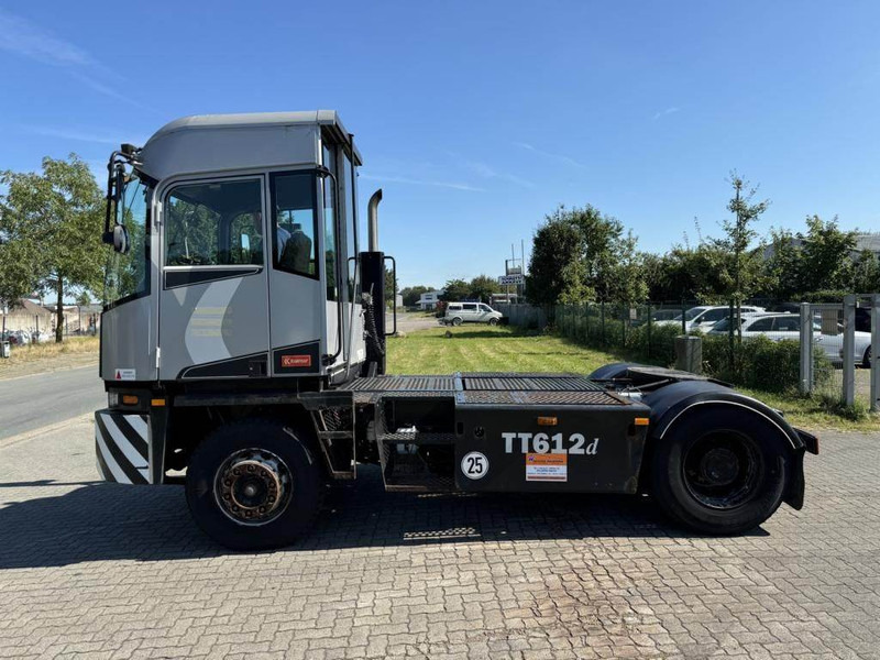 Kalmar TT612D - Tracteur portuaire: photos 1 Kalmar TT612D - Tracteur portuaire: photos 1
