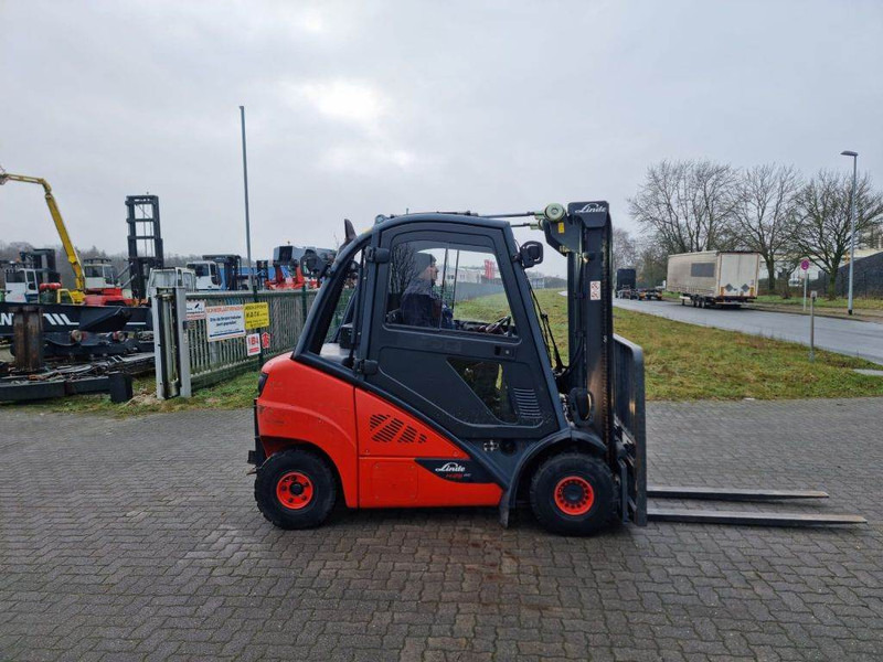 Linde H25D-02 - Chariot élévateur diesel: photos 4 Linde H25D-02 - Chariot élévateur diesel: photos 4