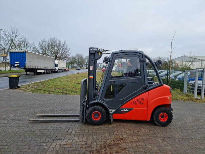 Linde H25D-02 - Chariot élévateur diesel: photos 1 Linde H25D-02 - Chariot élévateur diesel: photos 1