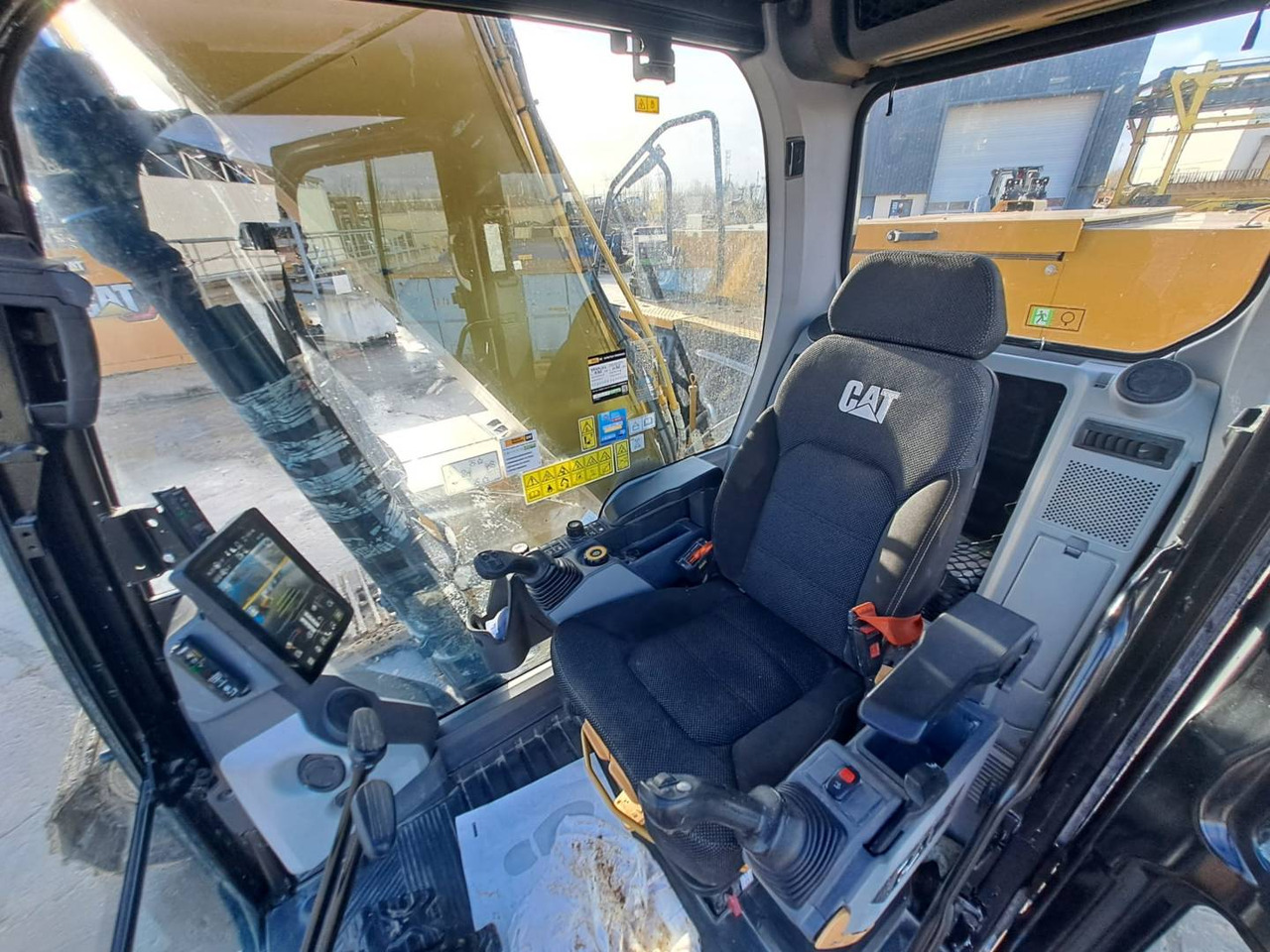 CAT 320 - crédit-bail CAT 320: photos 13