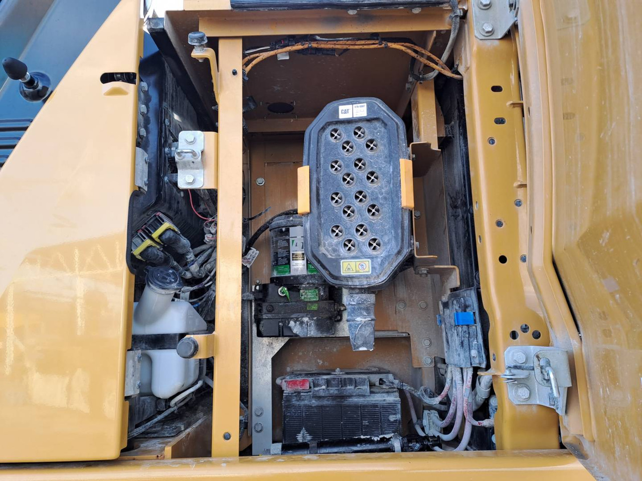 CAT 320 - crédit-bail CAT 320: photos 10