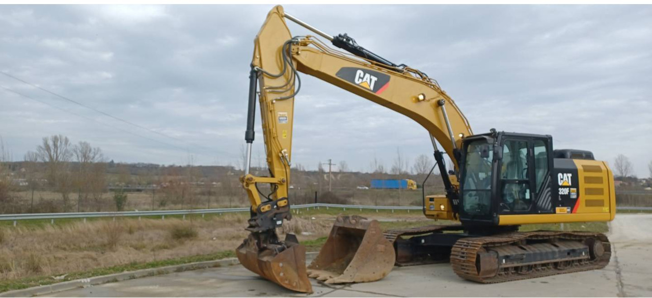 CAT 320F - Pelle sur chenille: photos 1 CAT 320F - Pelle sur chenille: photos 1
