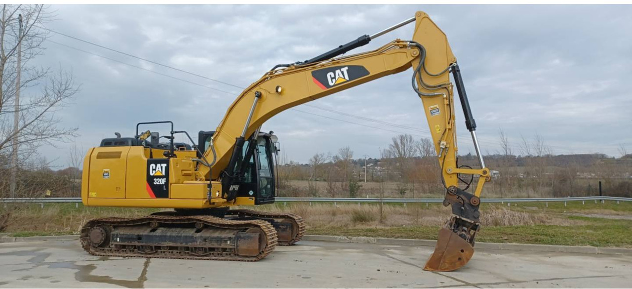 CAT 320F - Pelle sur chenille: photos 2 CAT 320F - Pelle sur chenille: photos 2