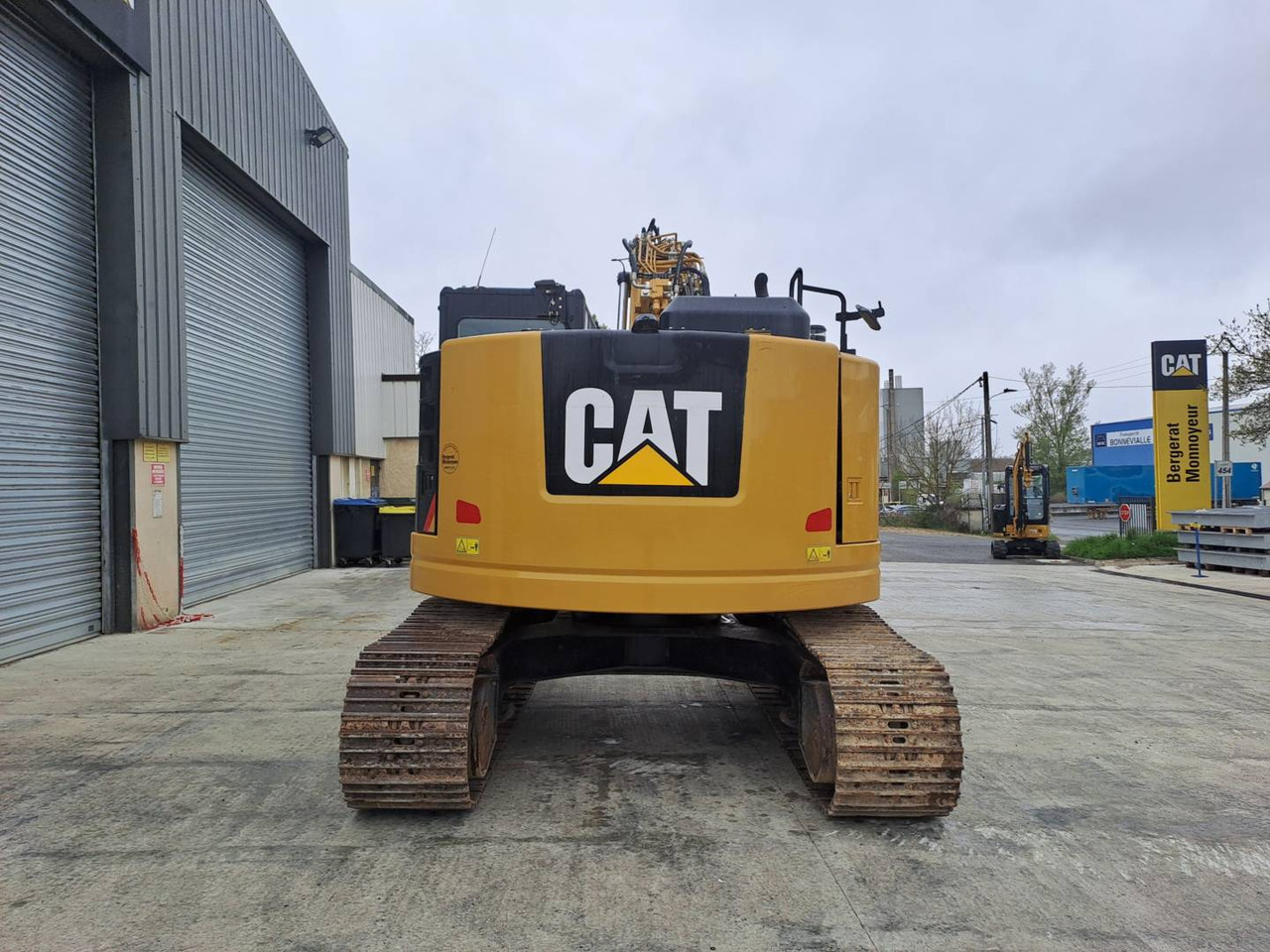 CAT 325F CR - Pelle sur chenille: photos 2 CAT 325F CR - Pelle sur chenille: photos 2