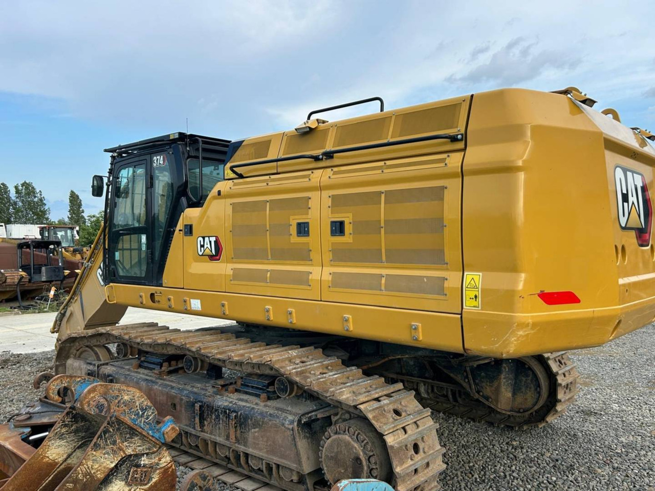 CAT 374 - Pelle sur chenille: photos 4 CAT 374 - Pelle sur chenille: photos 4
