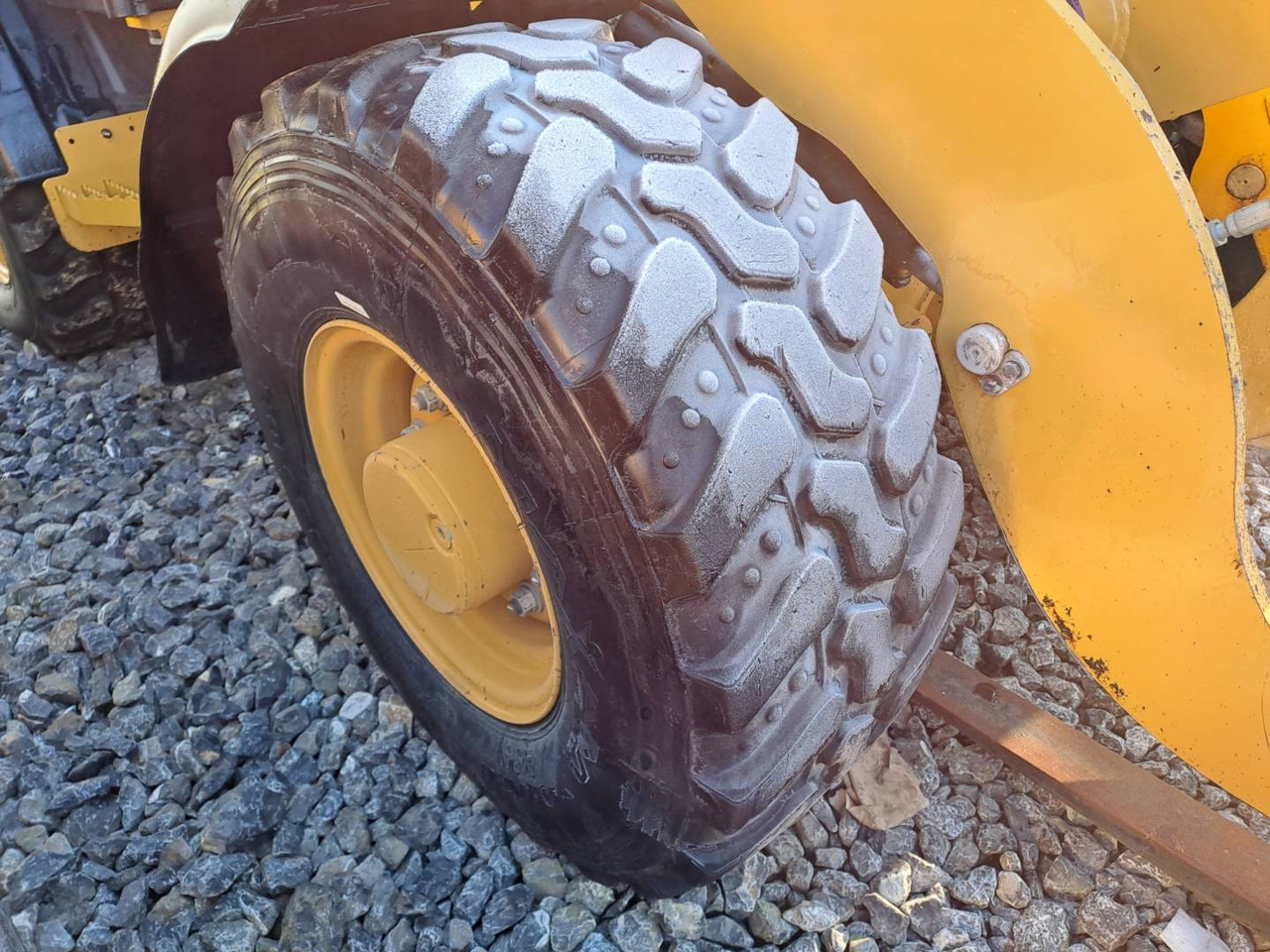 CAT 906M - Chargeuse sur pneus: photos 5 CAT 906M - Chargeuse sur pneus: photos 5