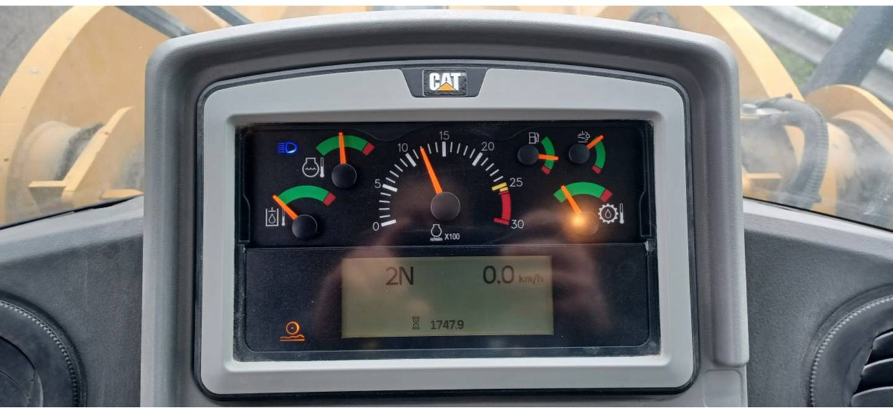 CAT 950M - Chargeuse sur pneus: photos 5 CAT 950M - Chargeuse sur pneus: photos 5