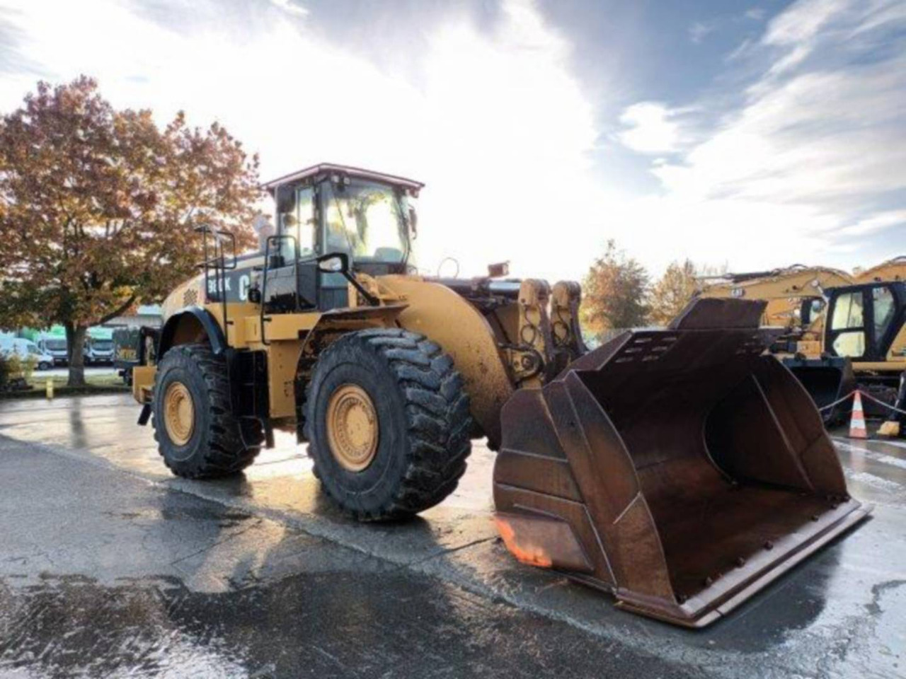 CAT 972M XE - Chargeuse sur pneus: photos 1 CAT 972M XE - Chargeuse sur pneus: photos 1