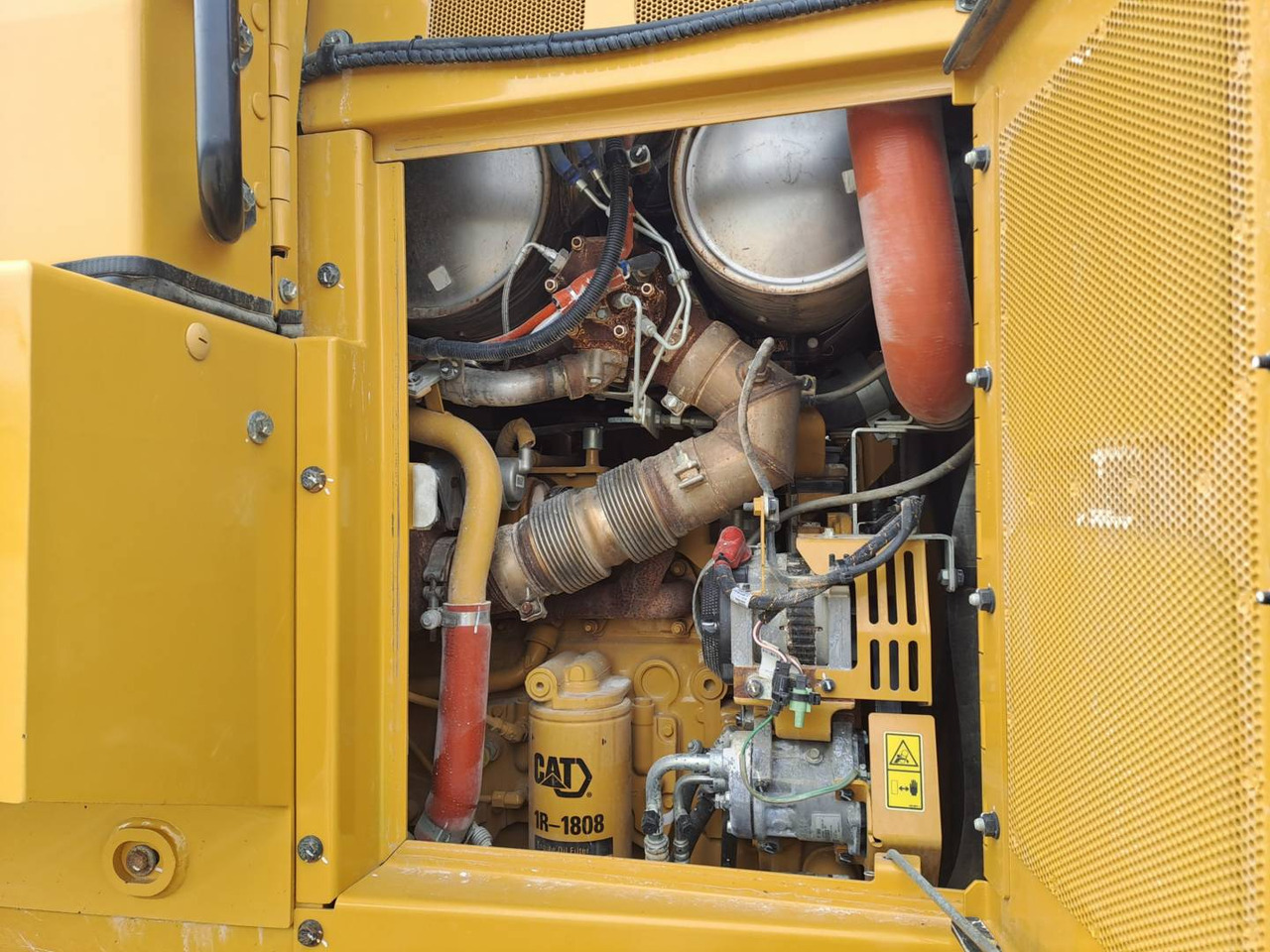 Chargeuse sur chenilles CAT 973K: photos 19