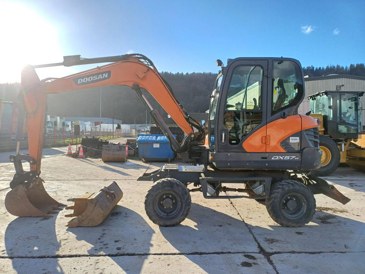 Pelle sur pneus DOOSAN INFRACORE AMERICA CORP. DX57W-7: photos 9