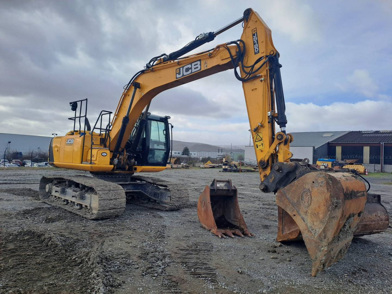 JCB JS180LC - Pelle sur chenille: photos 1 JCB JS180LC - Pelle sur chenille: photos 1
