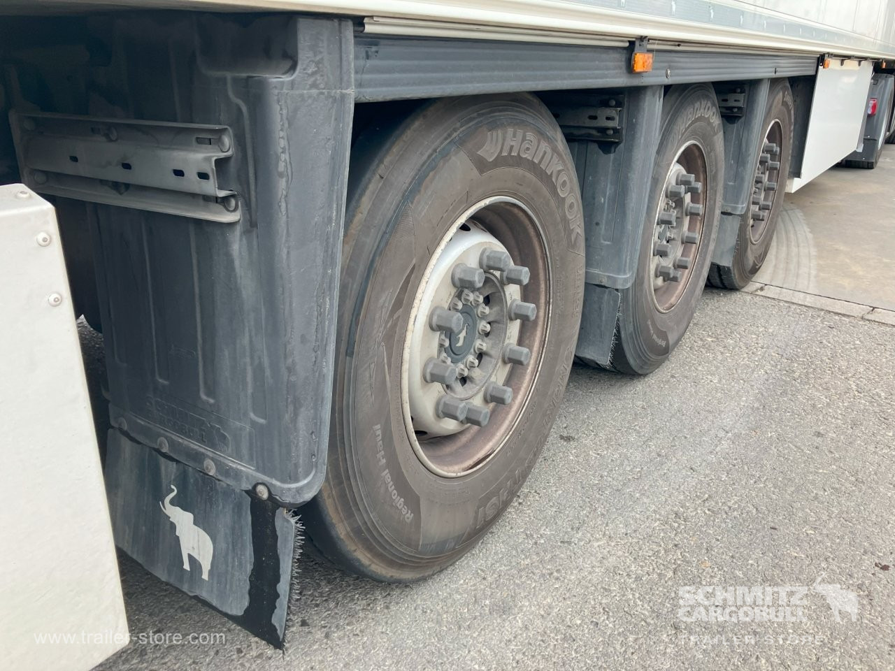 SCHMITZ Semiremolque Frigo Standard - Semi-remorque isothermique: photos 3 SCHMITZ Semiremolque Frigo Standard - Semi-remorque isothermique: photos 3