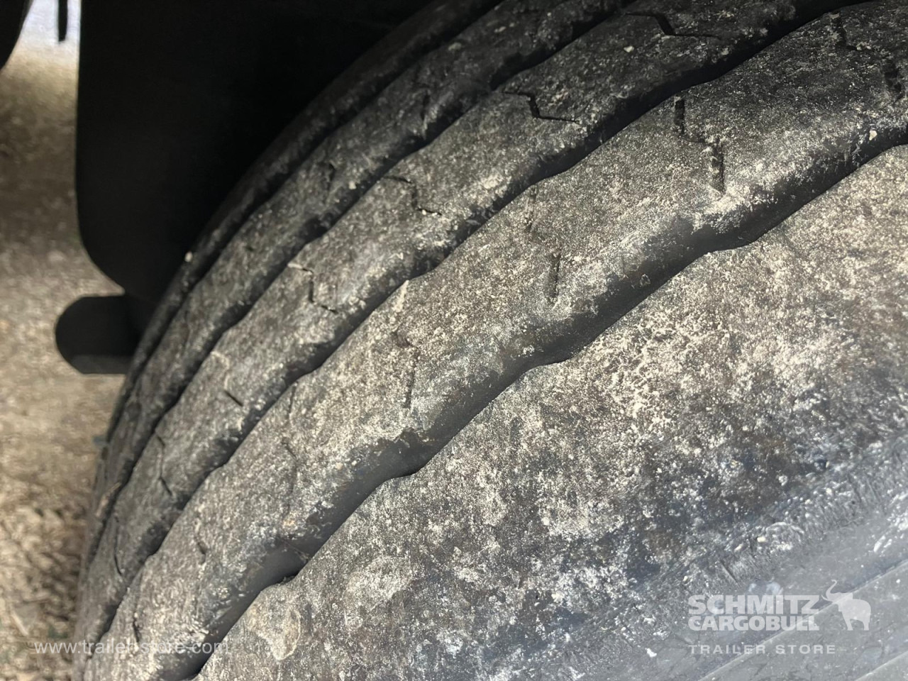 SCHMITZ Semiremolque Frigo Standard - Semi-remorque isothermique: photos 5 SCHMITZ Semiremolque Frigo Standard - Semi-remorque isothermique: photos 5