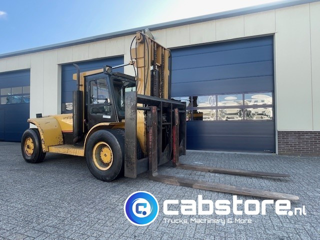 Hyster H 15.00 B Hyster H 15.00 B Heftruck ( H150D ) - Forklift - Gabelstapler - 15 Ton - Year 1989 - 7035 Hours - Side shift - Fork adjustment - Chariot élévateur diesel: photos 1 Hyster H 15.00 B Hyster H 15.00 B Heftruck ( H150D ) - Forklift - Gabelstapler - 15 Ton - Year 1989 - 7035 Hours - Side shift - Fork adjustment - Chariot élévateur diesel: photos 1