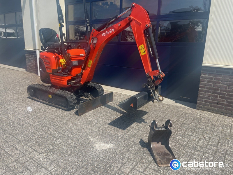 Kubota U10-3 Mini graafmachine - 900 kg - Verbreedbaar - Bouwjaar 2020 - Uren 1193 !! - 2 graafbakken - Zeer mooie machine - Mini pelle: photos 2 Kubota U10-3 Mini graafmachine - 900 kg - Verbreedbaar - Bouwjaar 2020 - Uren 1193 !! - 2 graafbakken - Zeer mooie machine - Mini pelle: photos 2