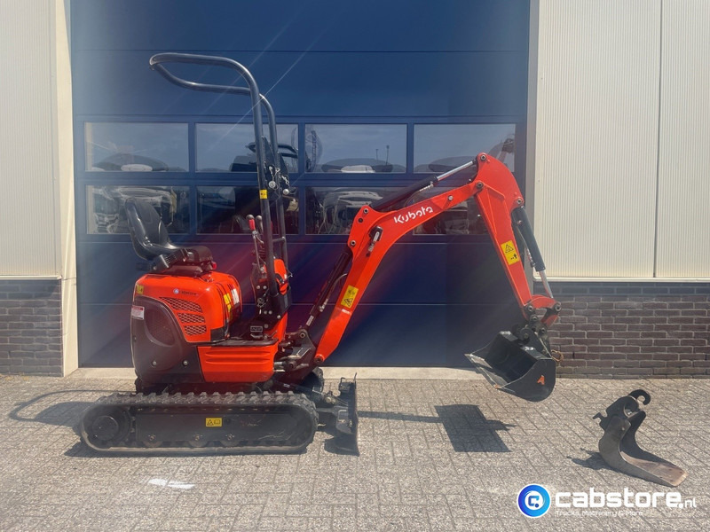 Kubota U10-3 Mini graafmachine - 900 kg - Verbreedbaar - Bouwjaar 2020 - Uren 1193 !! - 2 graafbakken - Zeer mooie machine - Mini pelle: photos 1 Kubota U10-3 Mini graafmachine - 900 kg - Verbreedbaar - Bouwjaar 2020 - Uren 1193 !! - 2 graafbakken - Zeer mooie machine - Mini pelle: photos 1