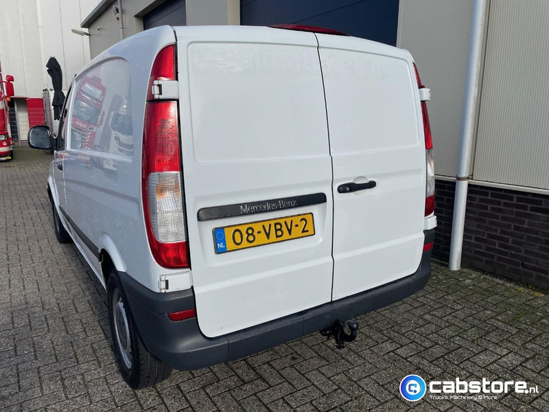Mercedes-Benz Vito 109 CDI Panal Van - Gesloten bestelwagen - Bouwjaar 2006 - Trekhaak - Fourgonnette: photos 5 Mercedes-Benz Vito 109 CDI Panal Van - Gesloten bestelwagen - Bouwjaar 2006 - Trekhaak - Fourgonnette: photos 5